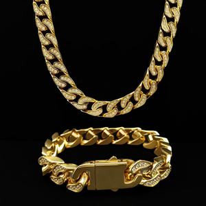 Nouveau design 2024, bracelet cubain en acier inoxydable poli miroir anti-allergie de 12 mm avec moissanite, vente en gros - Product Image 6