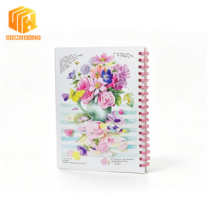 Agenda Settimanale Illustrata Botanica con Rilegatura a Spirale Rossa, Interni Floreali a Colori, Bordi Rossi, Diario della Natura - Product Image 1