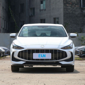 Nouvelle voiture MG5 Édition Essence Berline Voiture d'occasion Nouvelle MG5 Modèle 2026 180DVTT Édition Luxe Mondiale Nouvelle <span class=keywords><strong>MG</strong></span> à succès - Product Image 2