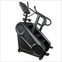 Machine d'entraînement d'escalade d'escalier électrique verticale de niveau professionnel confortable pour salle de sport commerciale