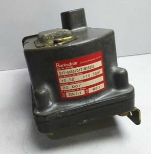 NOUVEAU-ORIGINAL BARKSDALE D1T-M3SS-EXI Bloc de bornes à diaphragme série D1T, D2T - Product Image 3