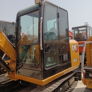 Mini-excavatrice sur chenilles Caterpillar 305.5 E2 d'occasion de 5,5 tonnes avec moteur certifié EPA à prix avantageux - Product Image 1