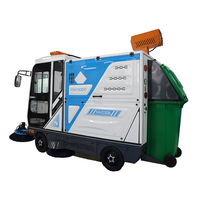 Mini balayeuse électrique autoportée Hippo MH230B, largeur de nettoyage 2300 mm, 20000 m²/h pour le nettoyage des rues municipales
