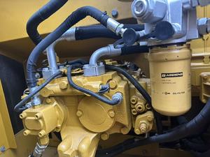Excavatrice CAT 320D2 L d'occasion, équipement de construction lourd, type chenillé, jaune et noir, modèle Rega - Product Image 4