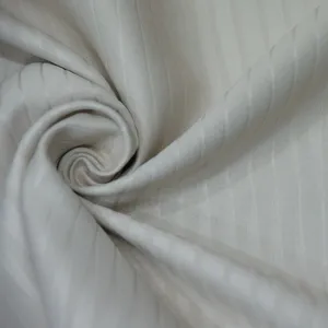 Nhà máy cung cấp 2.8 hoặc 3.2m chiều rộng màn mật độ cao dimout polyester rèm vải