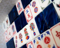 Tuiles de Mahjong élégantes et luxueuses en acrylique bicolore, style artistique chinois traditionnel, jeu premium pour 4 joueurs, coffret cadeau USA