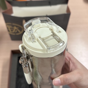 Thermos en titane de luxe, conservation de la chaleur sur le long terme, léger, minimaliste, tasse isolée - Product Image 5