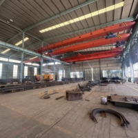 Pont roulant à crochet de type QD 5-10-20 tonnes, contrôlé par PLC, avec une portée de 31,5 m, une hauteur de levage de 16 m et une puissance de 39,5 kW
