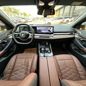 <span class=keywords><strong>BMW</strong></span> <span class=keywords><strong>Serie</strong></span> <span class=keywords><strong>5</strong></span> 530Li M Sport 8AT LHD Usata 2025 - Berlina di Lusso di Medie <span class=keywords><strong>Dimensioni</strong></span> a Benzina di Seconda Mano - Product Image 5