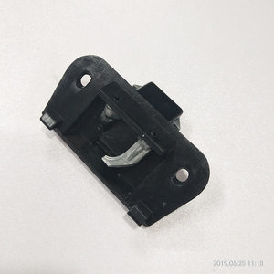 ตัวล็อคฝาปิดช่องเก็บของด้านบน 51161849472 สำหรับ <span class=keywords><strong>BMW</strong></span> E30 E34 <span class=keywords><strong>E23</strong></span> - Product Image 4