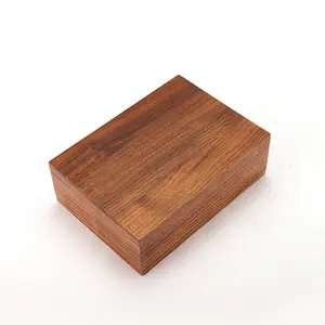صندوق هدايا خشبي للتخزين من خشب الجوز صندوق تعبئة فاخر بتصميم عتيق مزود بغطاء صندوق تغليف للمجوهرات بسعر الجملة من المصنع للشوكولاتة