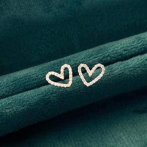 Allabba International Station Pendientes de diamantes con corte en forma de corazón, regalo romántico dorado para mujer, joyería fina E3192 - Product Image 4