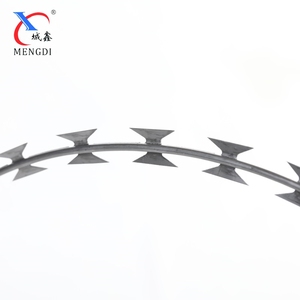 Alambre <span class=keywords><strong>de</strong></span> púas tipo rasuradora iraquí, galvanizado en caliente, duradero, 500 mm, tipo <span class=keywords><strong>concertina</strong></span>, con clip, <span class=keywords><strong>precio</strong></span> <span class=keywords><strong>por</strong></span> <span class=keywords><strong>metro</strong></span> - Product Image 4