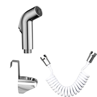 Tuyau de douche flexible en plastique TPU avec connexion à ressort de 2m blanc et design moderne avec chaîne musulmane torsadée pour un nettoyage efficace de la douche