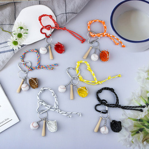 Nueva aleación Color cuerda béisbol conjunto deportes creativo Mini colgante llavero mochila decoración regalo versátil - Product Image 1