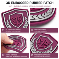 Écussons en caoutchouc souple 3D gaufrés personnalisés OEM ODM écologiques, badges en PVC avec logo de marque privée, motif floral pour chapeaux streetwear