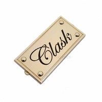 Plaque métallique gravée personnalisée en or pour sacs à main – Conception de plaque nominative en gros avec logo de marque