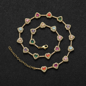 Accessori Hip-hop Europei e Americani, Collana Tennis da Donna Retrò con Cuore in Ottone da 10mm Intarsiato con Zirconi Colorati - Product Image 3