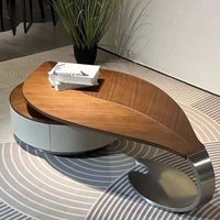 Table basse de designer inspirée des feuilles, table centrale moderne de luxe extensible avec finition piano 4C et tiroir en bois de mélèze russe