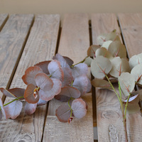 Vente en Gros de Verdure Artificielle 2 Couleurs de Feuilles d'Eucalyptus Feuilles d'Automne Vertes Décoration de Mariage Fleur DIY