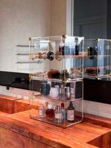 Tùy chỉnh màu đỏ tự nhiên sáng travertine tĩnh mạch cắt Màu KHÁCH SẠN CĂN Hộ Phòng tắm đôi bồn rửa Vanity Thiết kế trang điểm bàn hàng đầu - Product Image 4