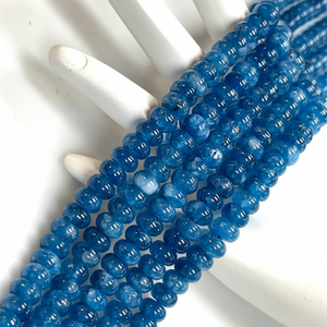 ลูกปัดหินควอตซ์ไคยาไนต์สีฟ้าขนาด AAA + ลูกปัดหินหลวม8มม. รูปทรงกลมเรียบสำหรับทำเครื่องประดับ - Product Image 1