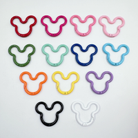 Porte-clés en alliage de zinc en gros, motif dessin animé, peint par pulvérisation, coloré, mignon, avec fermoir à ressort, pour la fabrication de bijoux DIY