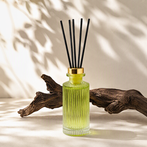 Deodorante per Ambienti Senza Fiamma, Fragranza Fresca e Duratura, Diffusore di Oli Essenziali per Aromaterapia, <span class=keywords><strong>Profumo</strong></span> per Camera da Letto - Product Image 4