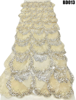 Dernière Nouveauté : Dentelle Chantilly Multicouche Faite Main en Argent Perlé, Bordure Festonnée, avec Paillettes – Dentelle Française de Haute Qualité pour Mariage ou Soirée