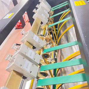 Machine de pressage de rainure à couverture rigide entièrement automatique Machine de découpe de rainure Machine de rainurage pour la fabrication de boîtes cadeaux Utilisation de la ligne de produits - Product Image 5