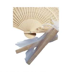 Éventail pliant en soie et bambou sculpté, motif mariage, style traditionnel chinois, peint multicolore, portable et personnalisé - Product Image 4