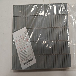 Piedra de Afilar Industrial de Poliuretano NORITAKE, 300x30x5mm, Dureza Media, Forma Rectangular - Product Image 2