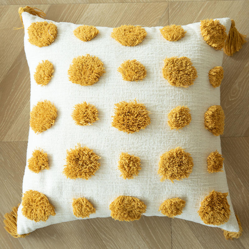 พู่ประดับ