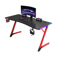 Bureau de jeu en forme de Z en gros, plateau en fibre de carbone, structure en fer fixe, table de jeu PC avec LED RGB