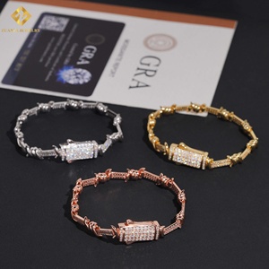 สร้อยข้อมือเงินแท้ 925 ประดับเพชรโมอิสซาไนต์ VVS รูปทรงหนามแหลม ชุบทอง 18K สไตล์ฮิปฮอป พังก์ สำหรับผู้ชายและผู้หญิง - Product Image 2