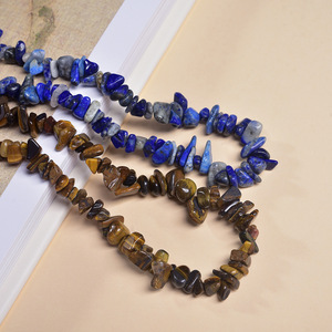 Pendentif en pierres précieuses naturelles irrégulières, perles en vrac de cristal, pierres de cristal avec trou pour la fabrication de bijoux - Product Image 3