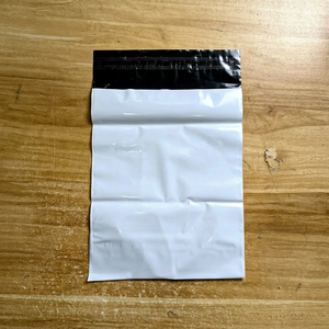 Custom Printed White Poly Mailers Lightweight Plastic Shipping Bags For Branded Drop Shipping Business Orders - Product Image 1