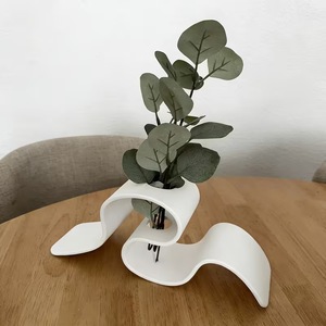Modern Minimalist Curved Vase 3D Printed Wavy Shape Tabletop Dried Flower Stand Nordic Style Desktop Decoration - Product Image 2