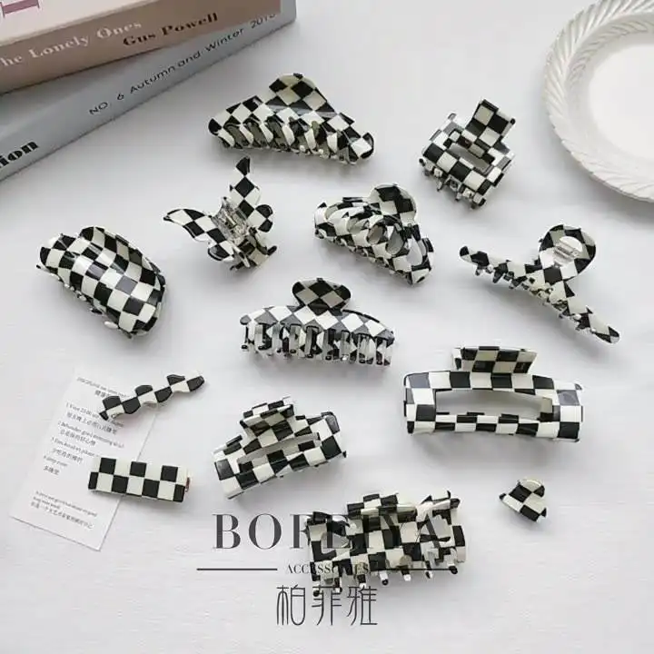 Simple Design Women White And Black Checkered Claw Clip Acetate Korean Hair Clamp Accessories