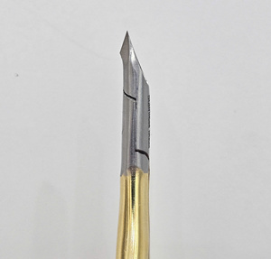 Alicates Profesionales para Cutículas de Uñas, Acero Inoxidable, Herramienta de Manicura, Cortador de Cutículas de Precisión para Salón y Uso Doméstico - Product Image 5