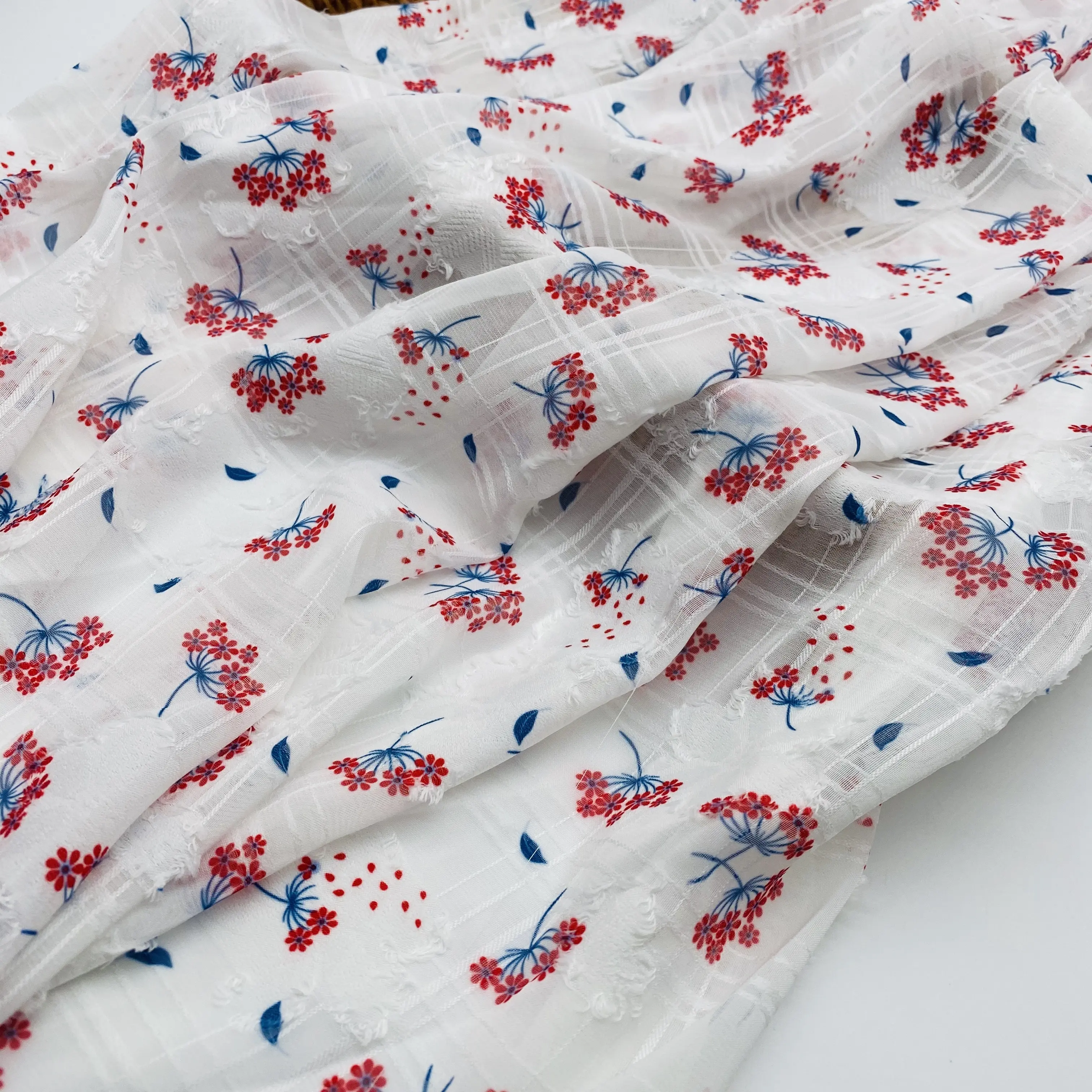 Nhà Cung Cấp 100% Polyester Lưới Vuông Jacquard Voan Vải Đầy Hoa In Vải Dệt May Cho Quần Áo Ăn Mặc