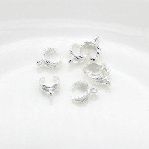 Boucle en alliage de zinc motif feuille et graines de melon, finitions or, argent, or KC, pour la fabrication de colliers, composants de bijoux, été 2024, Yiwu - Product Image 4
