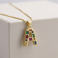 Pendentifs 26 lettres anglaises en laiton incrusté de zircon, accessoires de bijoux DIY, pendentif lettre A doré tendance Caibao pour collier