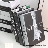Livres décoratifs modernes en papier simulé avec corde verticale, ornements de bureau pour la maison, accessoires de photographie pour anniversaires