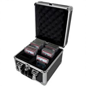 Étui de rangement pour cartes à collectionner à 2 rangées, valise pour cartes sportives gradées, boîte à cartes verrouillable pour plus de 60 cartes de baseball, compatible CSG, BGS - Product Image 1