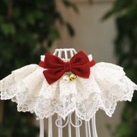 Bavoir en dentelle floquée avec nœud papillon pour animaux de compagnie, collier pour chien et chat, jolie serviette anti-salive pour animaux, accessoires pour chiots et chatons pour fêtes et mariages