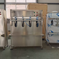 Machine de remplissage verticale automatique à double tête 1L 5L pour huile d'olive, miel, eau, bière, lait, thé en bouteilles plastiques et en verre