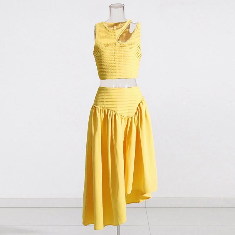 สีเหลือง