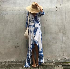 Robe portefeuille de créateur pour femme, en rayonne tie-dye, style kimono, pour la plage - Product Image 2