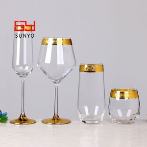 Copas de Vino SUNYO Hechas a Mano con Cristal sin Plomo, Diseño Personalizado, Borde Plateado y Dorado, para Beber Agua y Whisky - Product Image 1
